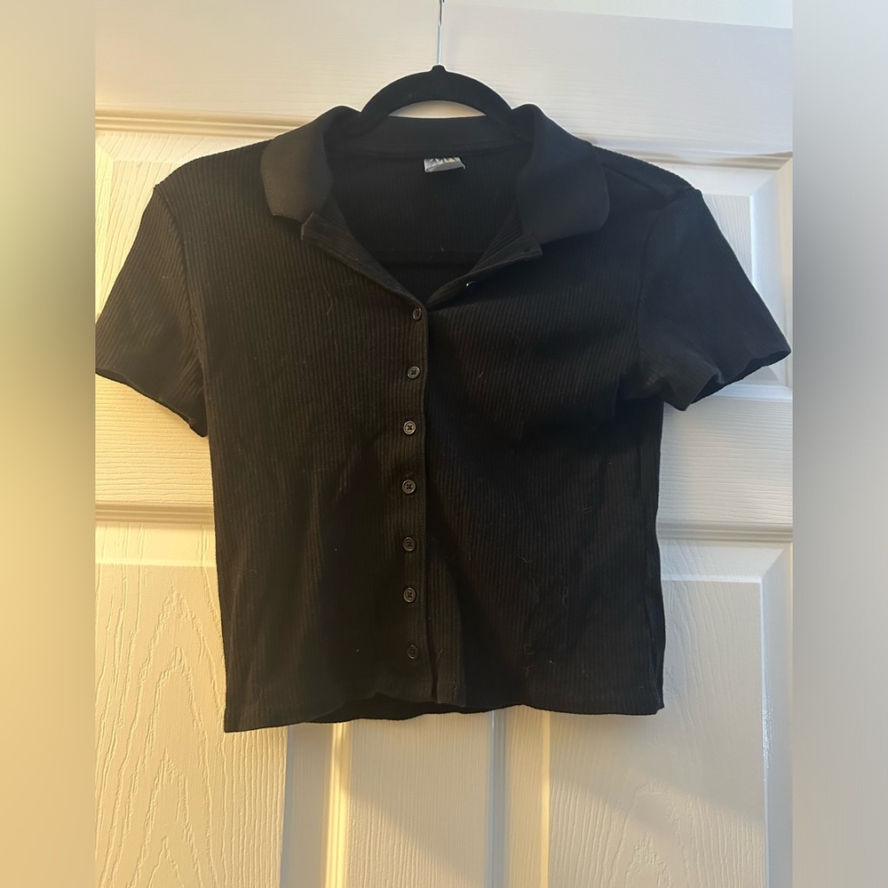 Cropped Short Sleeve Button Up